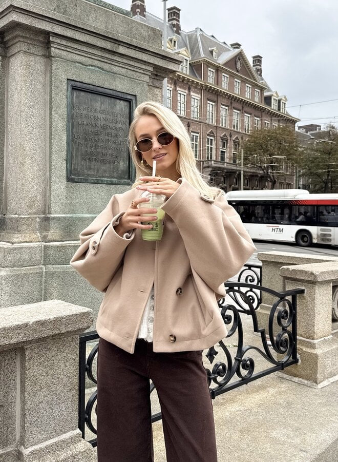 Nordelwelfen trenchcoat